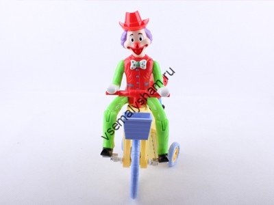 Клоун на велосипеде