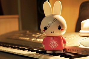 Медовый зайка Alilo G6